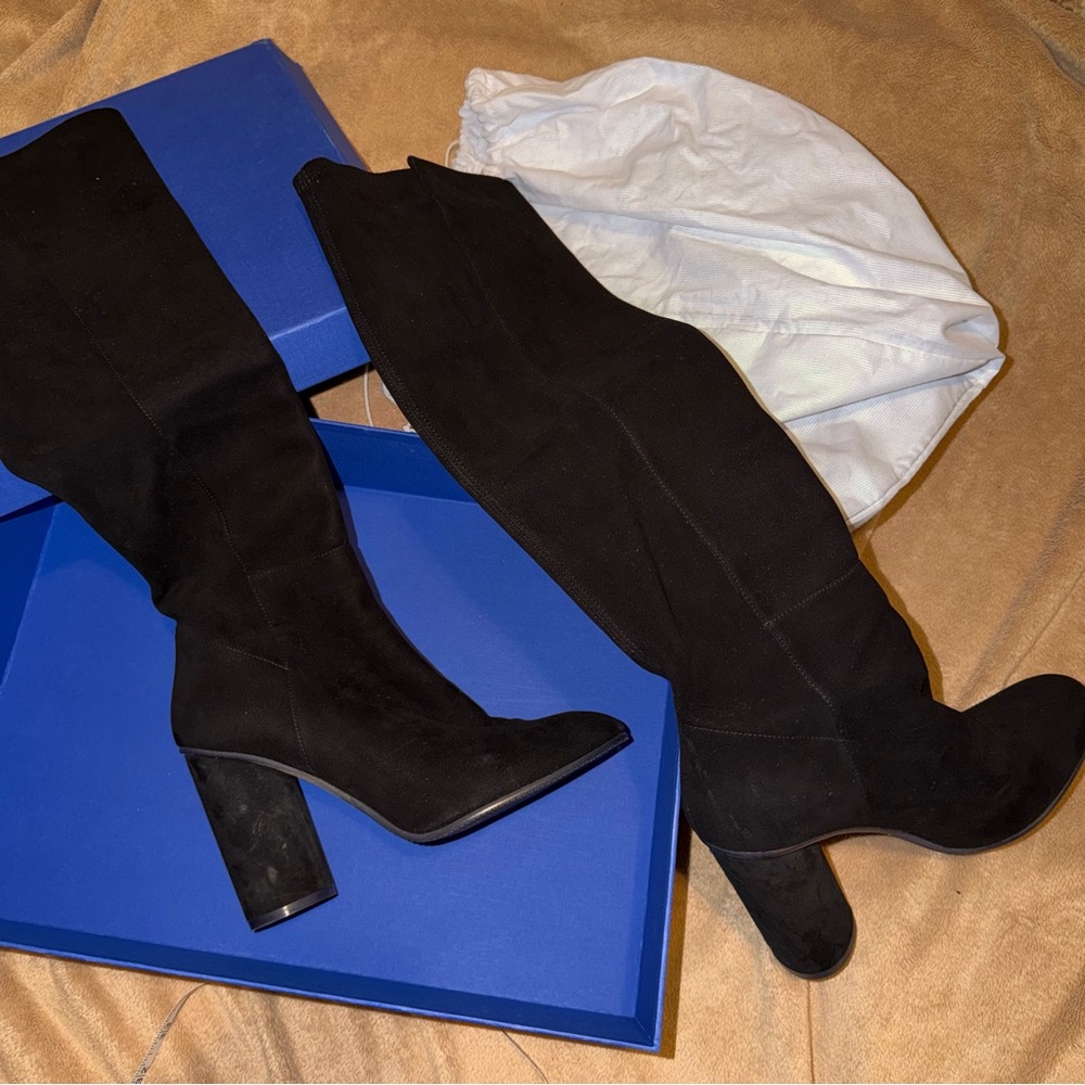 Stuart Weitzman Eloise 95 Black Suede Heeled Boots - Picture 7 of 12